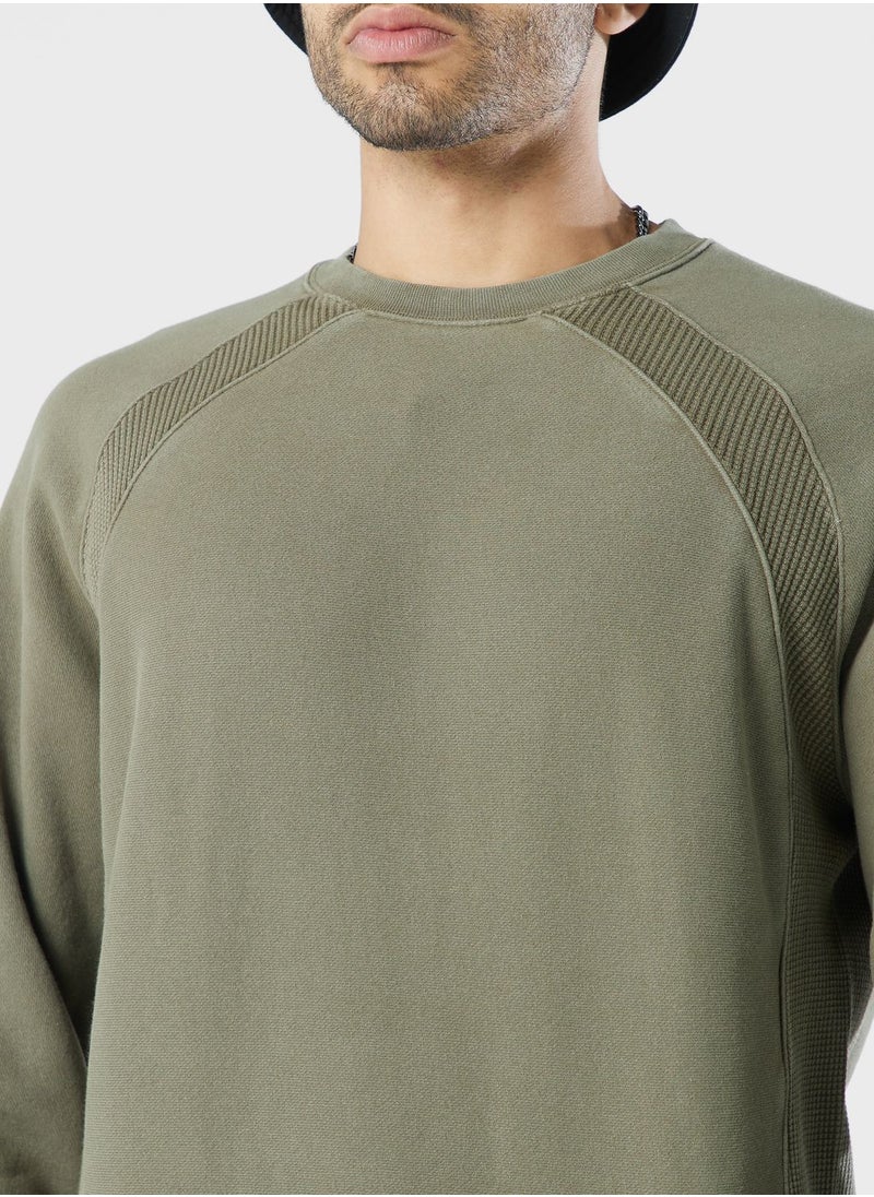 Champion - Essential Sweatshirt - Image 1