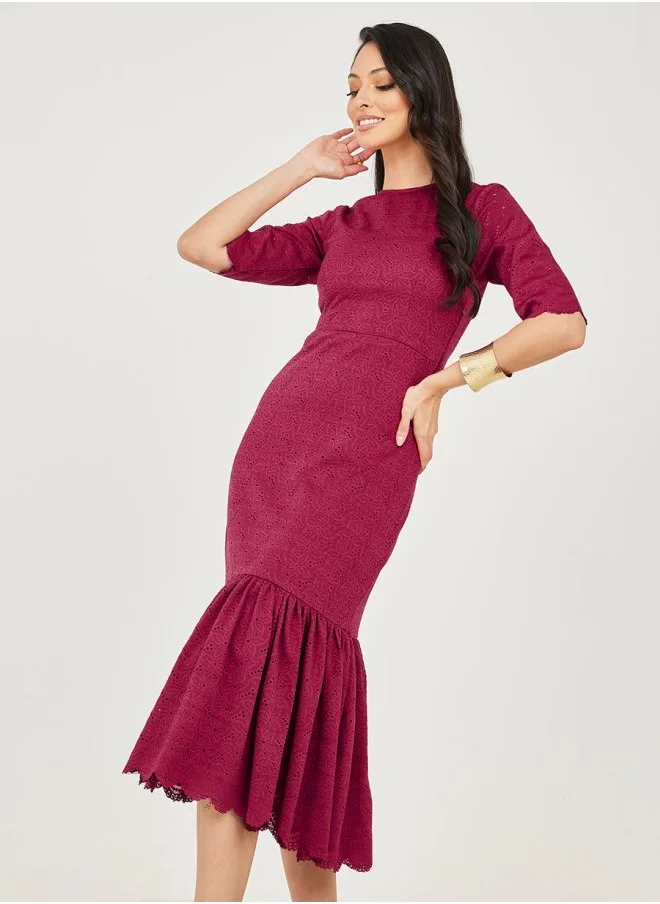 ستايلي Broderie Frill Hem Sheath Midi Dress