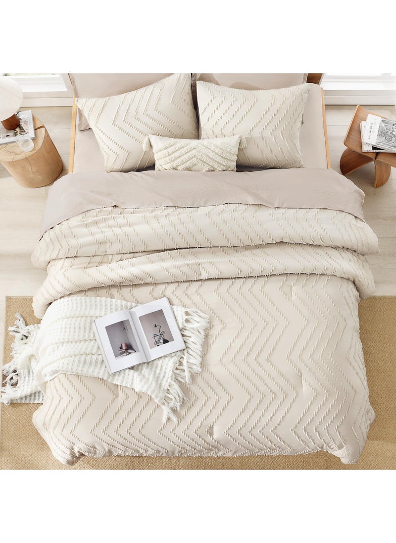 Litanika Litanika Queen Comforter Set Beige  3 Pieces Lightweight Chevron Tufted Bedding Comforter Set  Fluffy Winter Down Alternative Comforter Bed Set Gift Choice (90x90In Comforter and 2 Pillowcases)  - Image 4