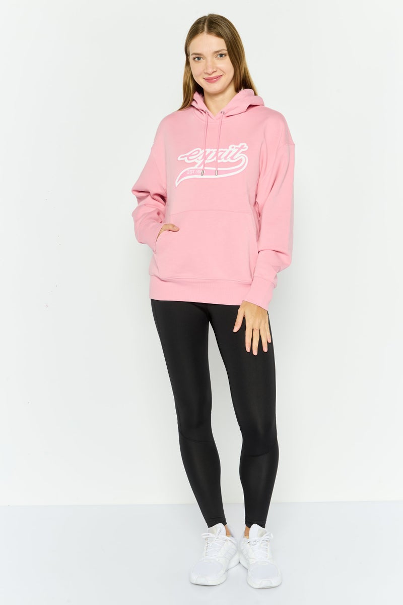 ESPRIT سويت شيرت نسائي بغطاء رأس وأكمام طويلة بطبعة جرافيك، وردي - Image 4