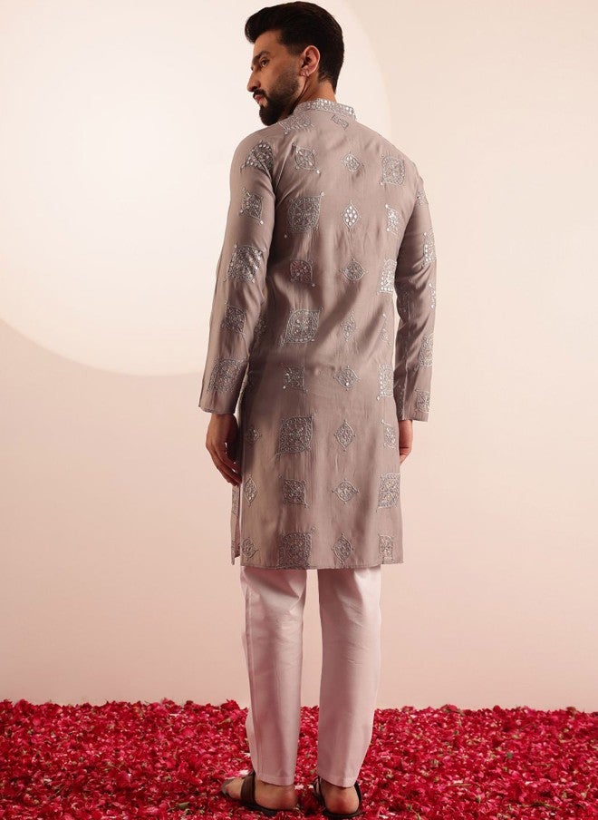 Sojanya Ethnic Motifs Embroidered Kurta With Pyjamas For Men - Image 5