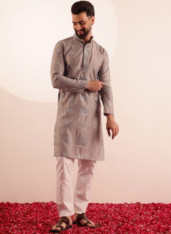Sojanya Ethnic Motifs Embroidered Kurta With Pyjamas For Men - Image 1