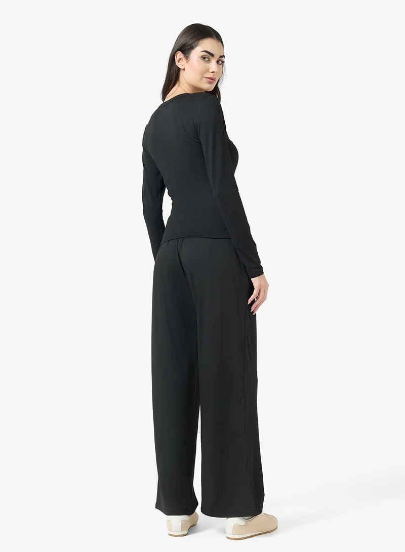 Ginger Basics Soft Viscose V Neck Slim Fit T-shirt & Straight Fit Pant Lounge Set