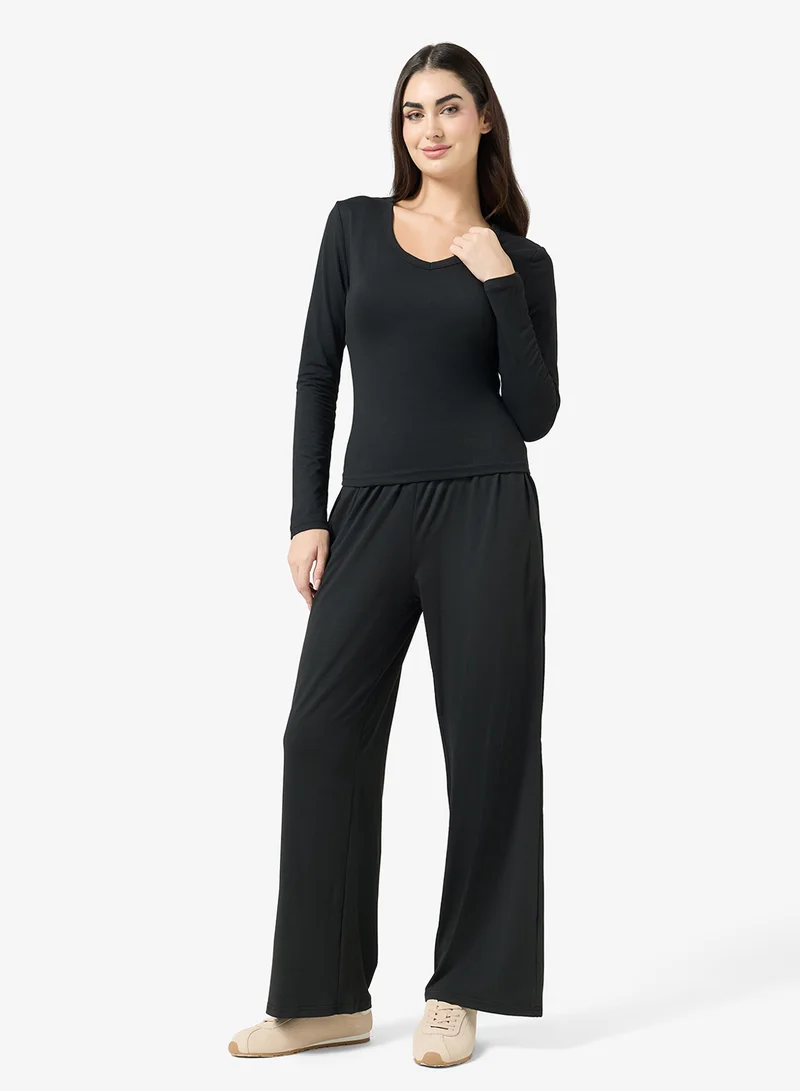 Ginger Basics Soft Viscose V Neck Slim Fit T-shirt & Straight Fit Pant Lounge Set