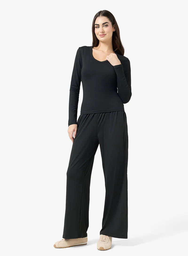 Ginger Basics Soft Viscose V Neck Slim Fit T-shirt & Straight Fit Pant Lounge Set