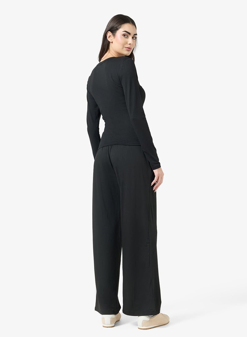 Ginger Basics Soft Viscose V Neck Slim Fit T-shirt & Straight Fit Pant Lounge Set - Image 3
