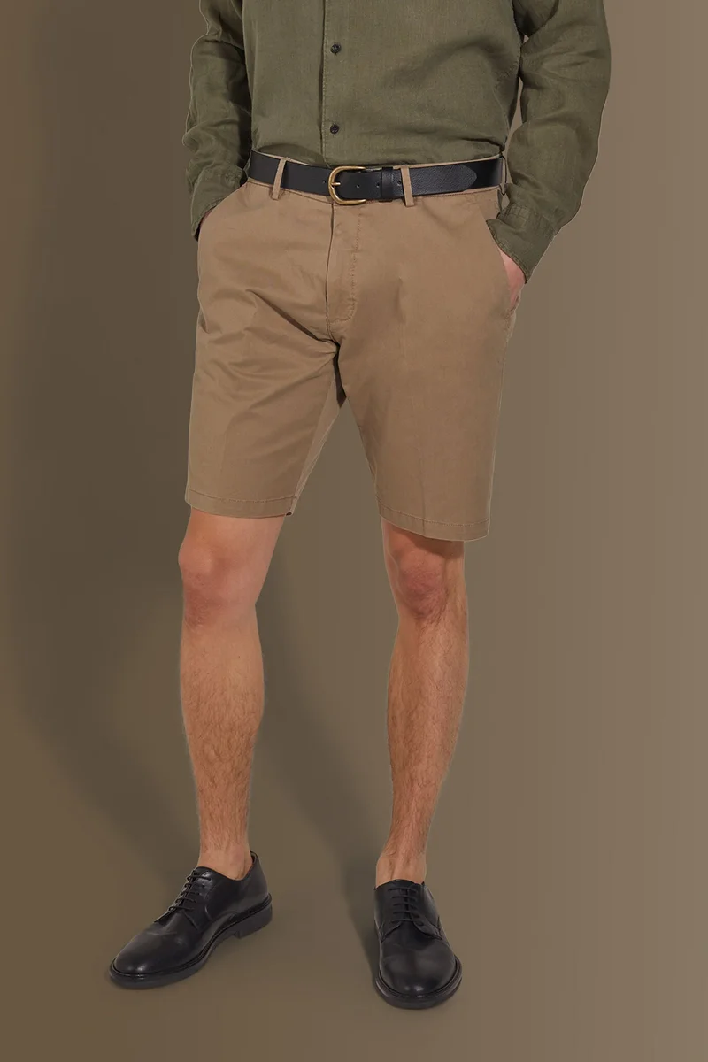 Doppelganger Brown Classic bermuda twill stretch construction - Taupe for Men | Best Price UAE
