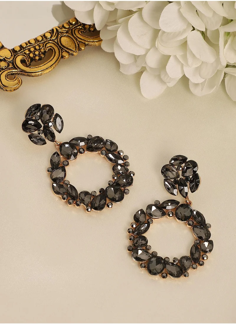 SOHI Splendor Dazzling Drop Earrings