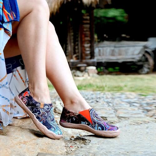 UIN Women's Starry Night Painted Canvas Slip-On Shoes Fashion Ladies Travel Shoes Black (7) - Image 5