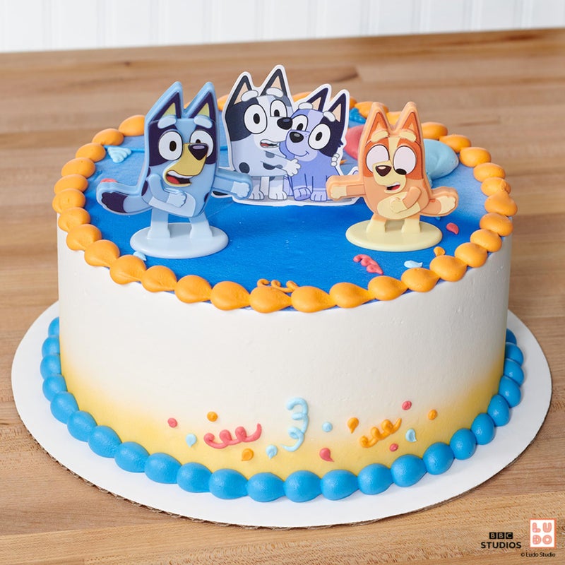 DecoPac DecoSet® Bluey Dance Mode Cake Toppers, 3 Piece Cake Decoration With Bluey And Bingo Figurines and Muffin & Socks Poly Pic, For Birthday, Parties, Celebration - Image 3
