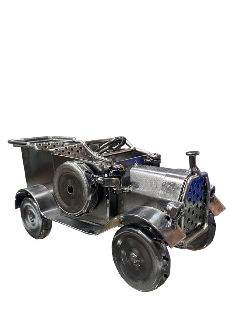 Metal royal car metal decor  - Image 1