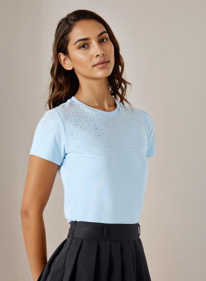 تواكستريمز تيشيرت مزيّن بياقة ضيقة وأكمام قصيرة من تو إكستريمز - Image 1