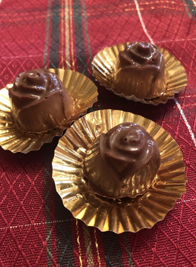 CANDISLE قالب حلوى شوكولاتة على شكل وردة كرز ماراشينو من كانديل - Image 4