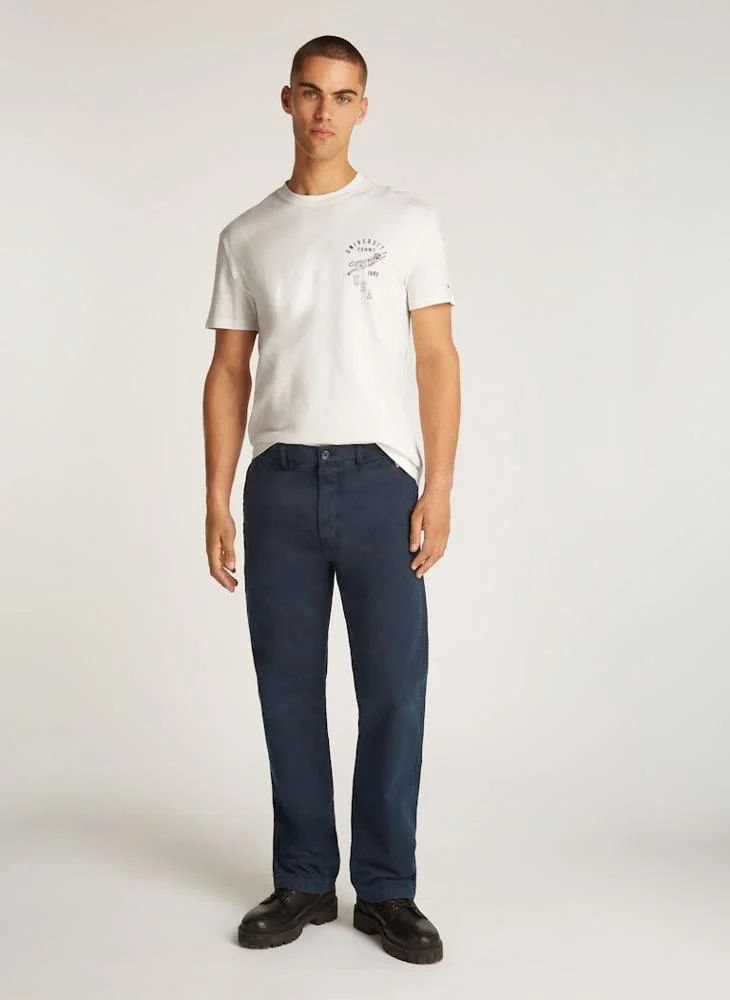 TOMMY JEANS Graphic Logo Crew Neck T-Shirt