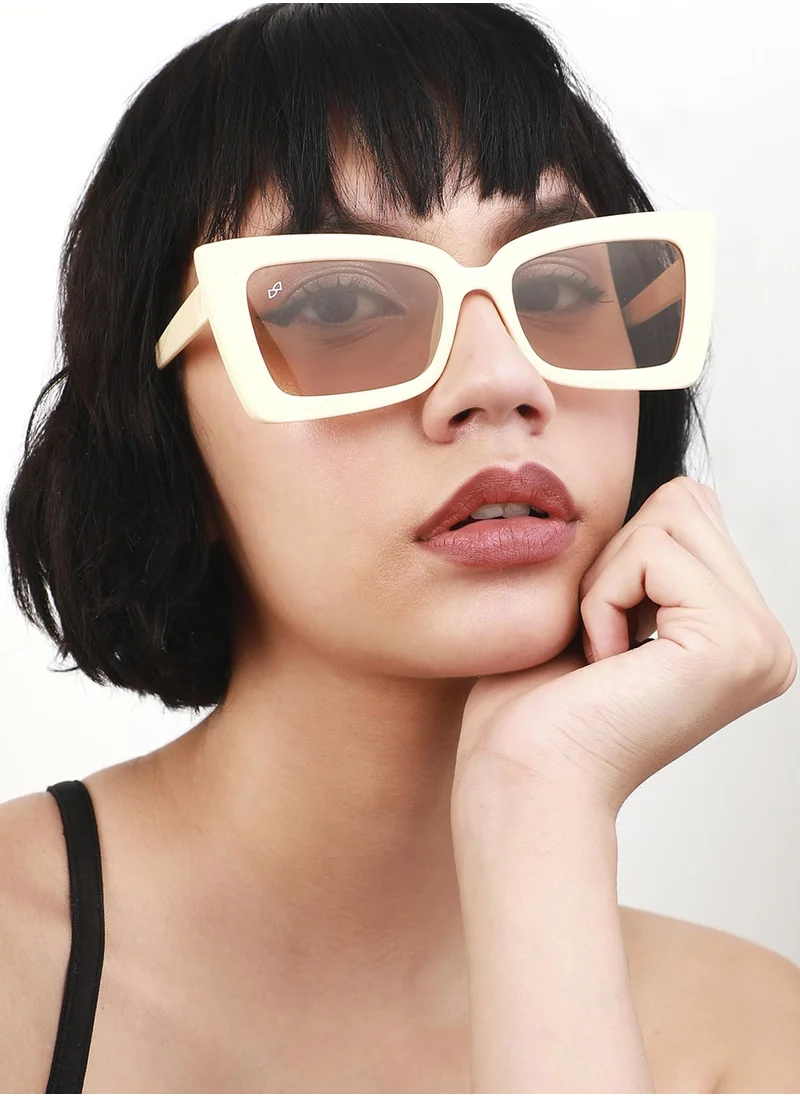 Haute Sauce Full Rim Butterfly Sunglass