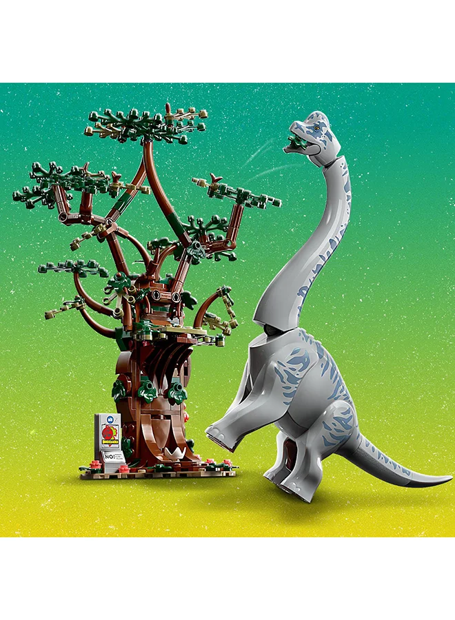 ليغو Jurassic World Brachiosaurus Discovery 76960 Collectible Building Toy Set Featuring a Large, Posable Dinosaur Figure, Brick-Built Jeep® Wrangler and Tree; Fun Gift Idea for Kids Aged 9 and up (512 Pieces) LEGO