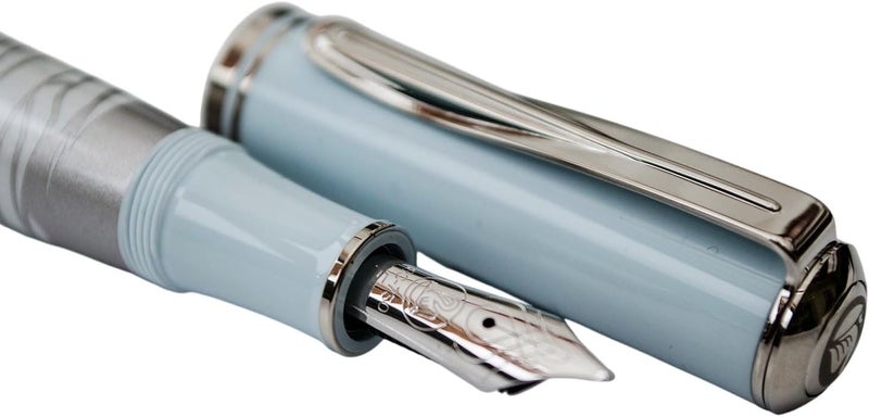 بيليكان Pelikan Limited Edition Eternal Ice M640 Fine Point Fountain Pen - Image 3