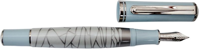 بيليكان Pelikan Limited Edition Eternal Ice M640 Fine Point Fountain Pen - Image 2