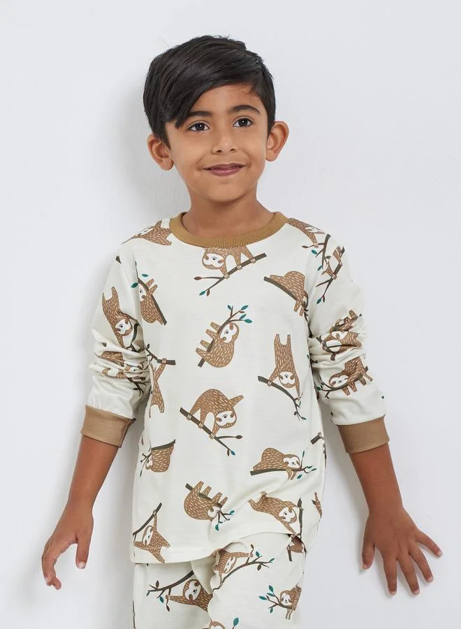 ستايلي Styli Boys Sloth Graphic Print T-Shirt and Pyjama Set