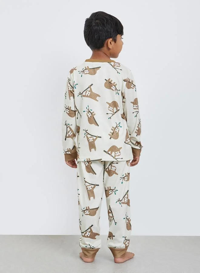 Styli Styli Boys Sloth Graphic Print T-Shirt and Pyjama Set
