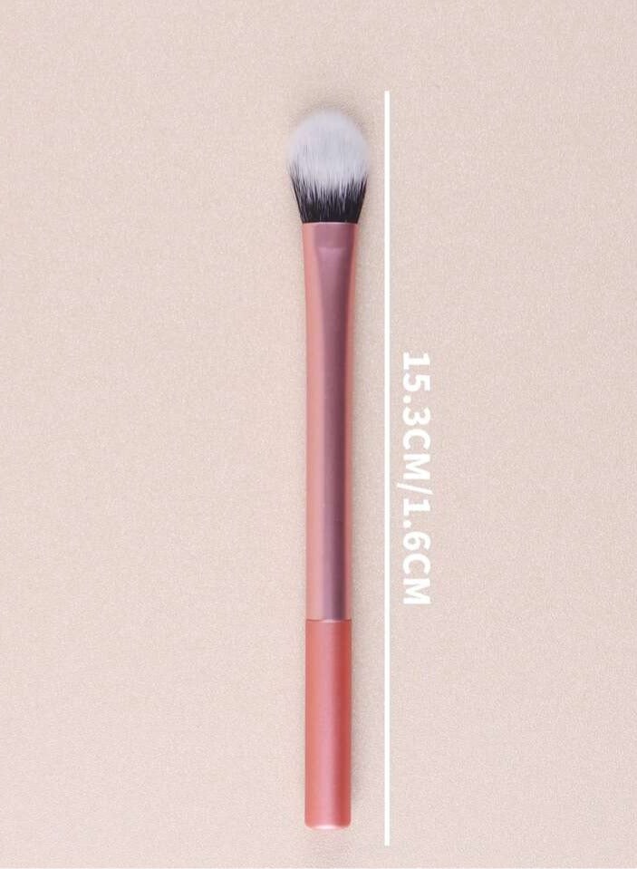 Powder Brush precisely distributes makeup on the cheekbones for a soft definition. And attractive - Image 3