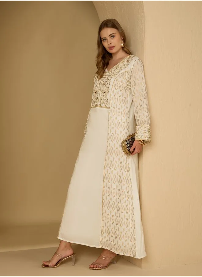 ستايلي Styli Foil Print V Neck Panelled Jalabiya with Embroidered Detail