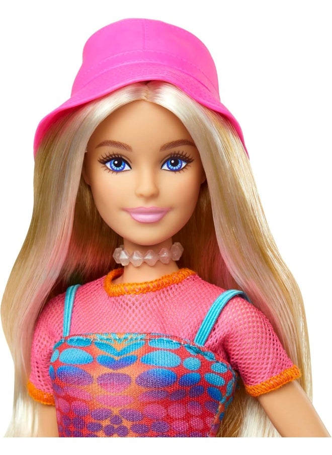 Barbie Barbie Pink Passport Italy Doll Set with Clothes & Travel Accessories, Includes Blonde Doll & Food Pieces  - Image 3