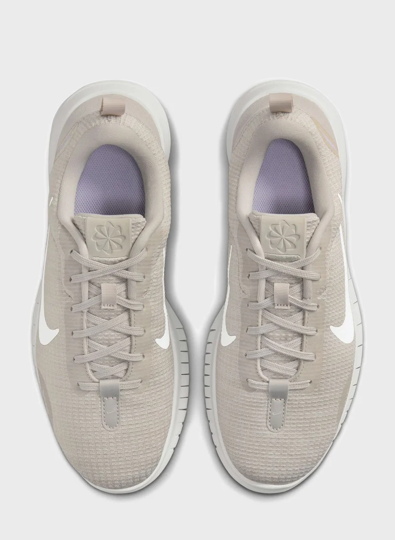Nike Flex Experience 12
