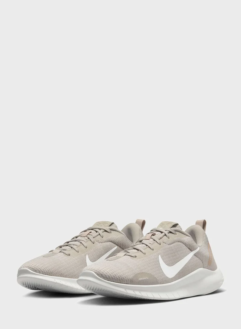 Nike Flex Experience 12