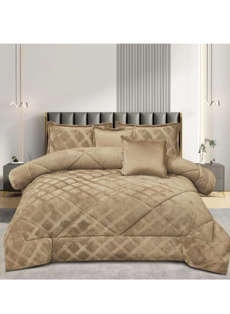 مينجلي مفرش سرير نفرين مخمل شتوي فخم بتصميم انيق وخامة تمنحك الدفئ والراحة 6 قطع، مقاس اللحاف 240x220 سم - Image 1