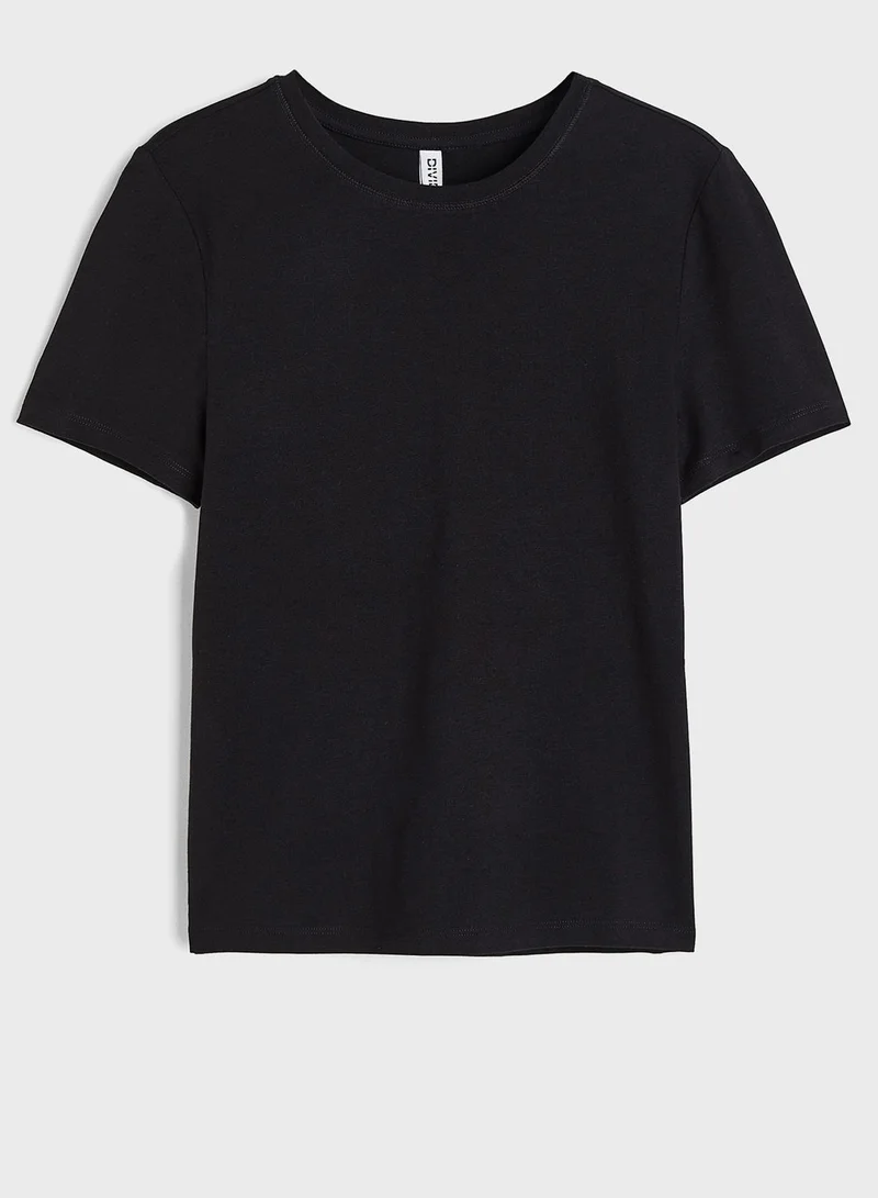 H&M Round Neck T-Shirt