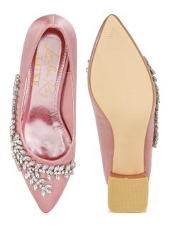 Satin Diamante Embellished Pumps in Blush - pzsku/ZD495C660541E9E2C0D15Z/45/_/1733730509/915ee536-e693-4f79-8029-894f800200be