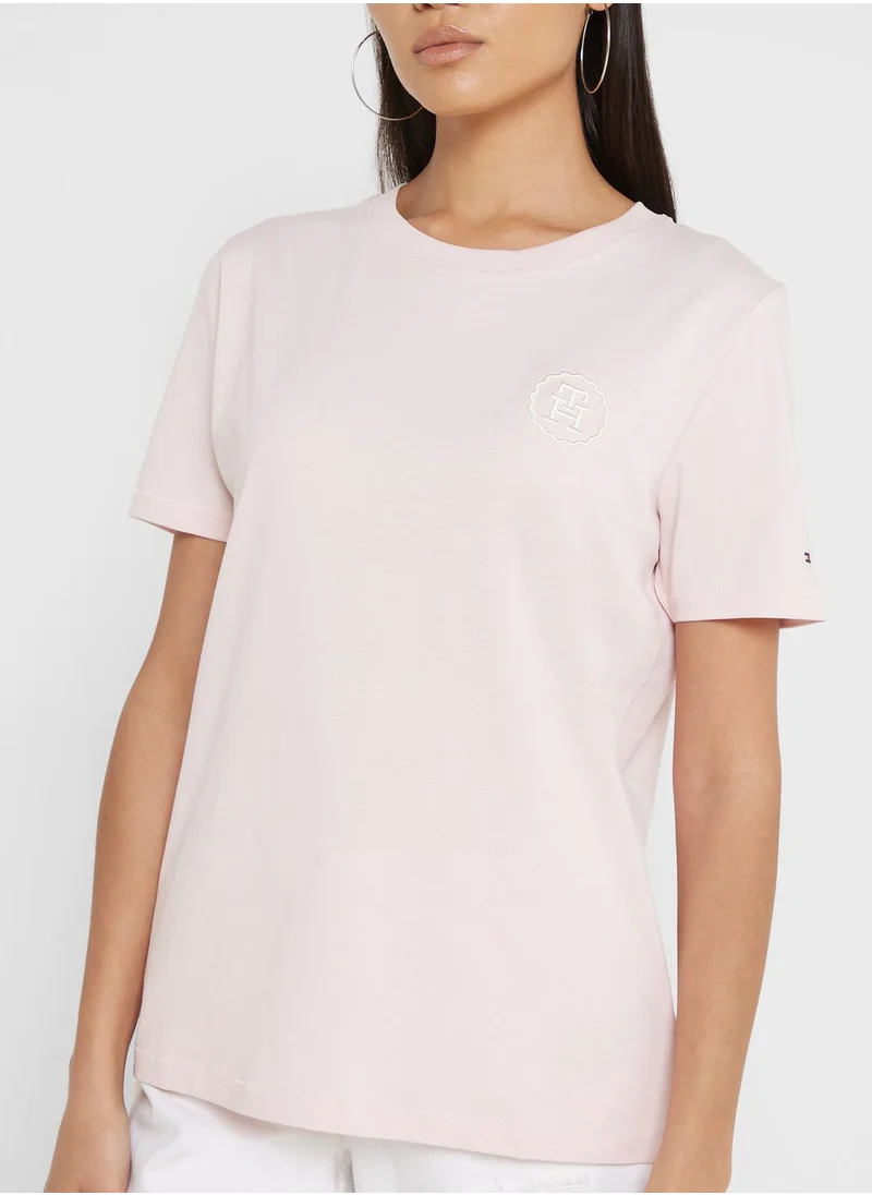 TOMMY HILFIGER Crew Neck Logo Printed T-Shirt