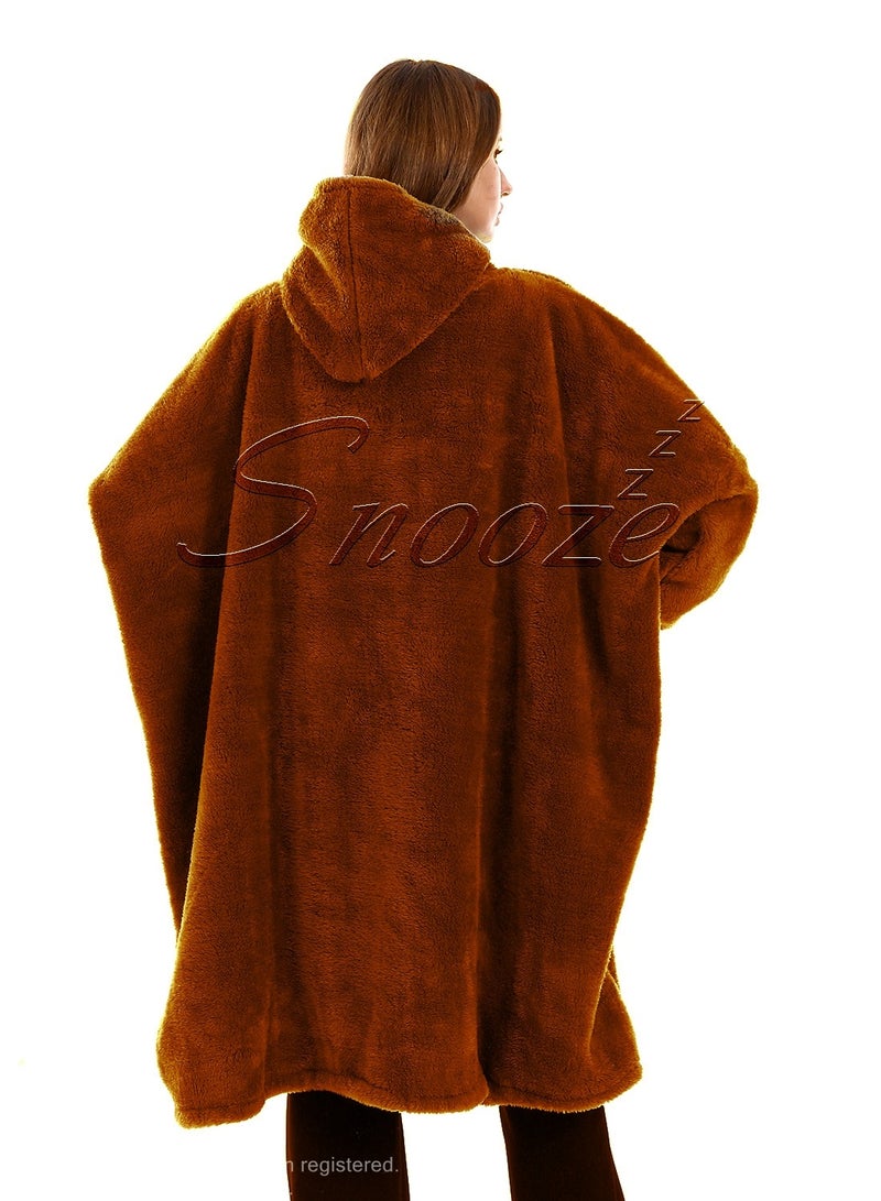 snooze Over sized Wearable Blanket with Hodi - Image 3