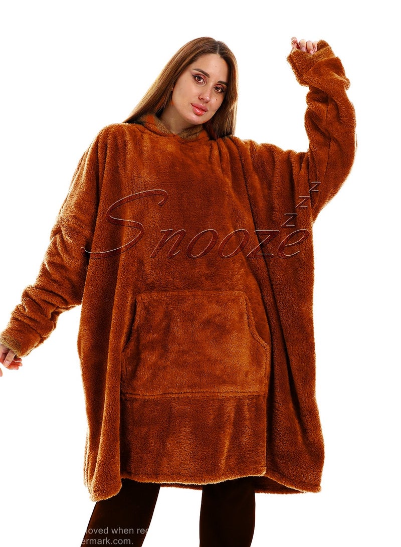 snooze Over sized Wearable Blanket with Hodi - Image 4