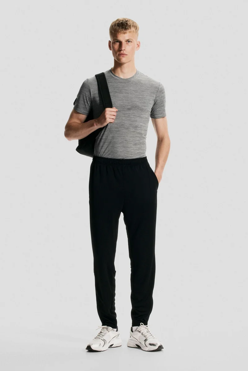 H&M Muscle Fit Sports top with DryMove™