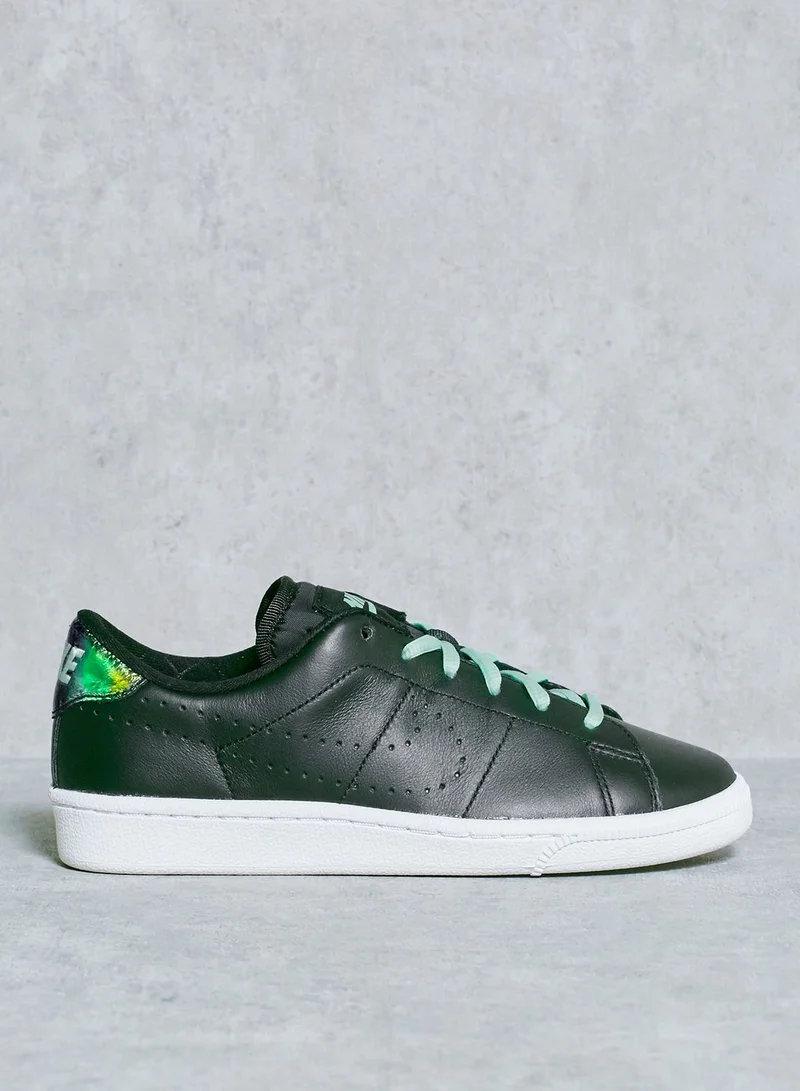 Nike Tennis Classic Premium SE Youth