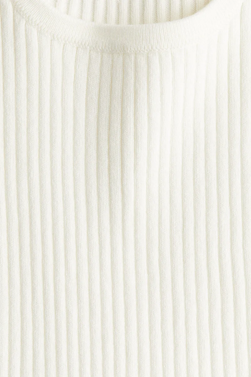 اتش اند ام بلوزة فيست بحبكة مضلعة