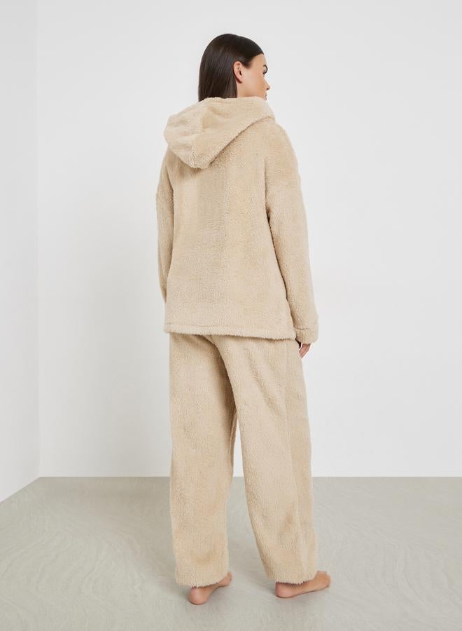 Styli Embroidered Slogan Fleece Hoodie and Joggers Set - Image 5