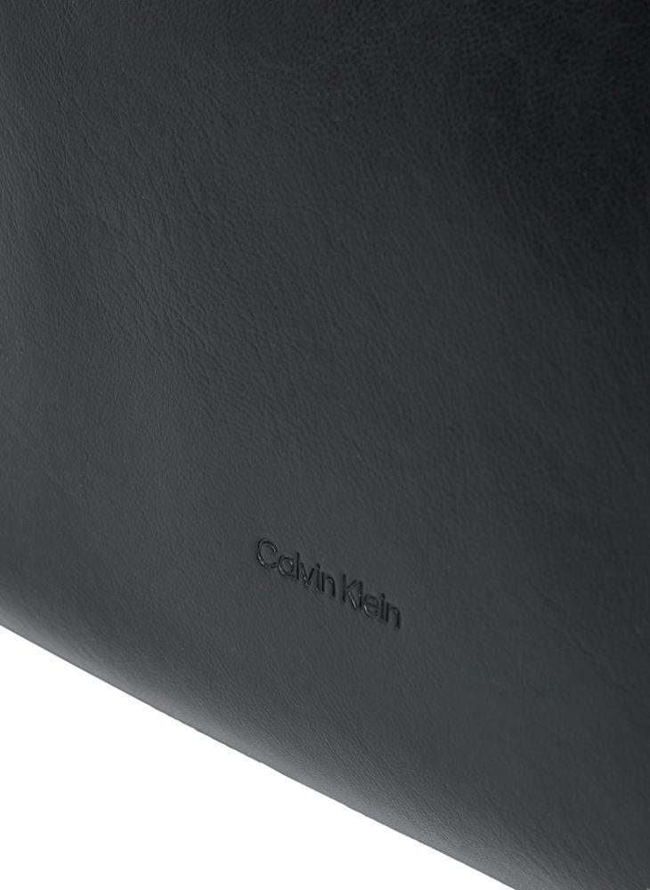 CALVIN KLEIN HOBO SHOULDER BAG  - Image 3