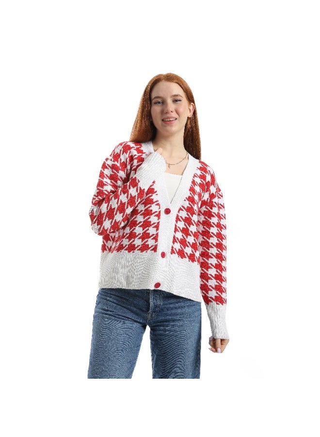 Caesar Women's short wool cardigan with a star design and buttons down the front - Image 1