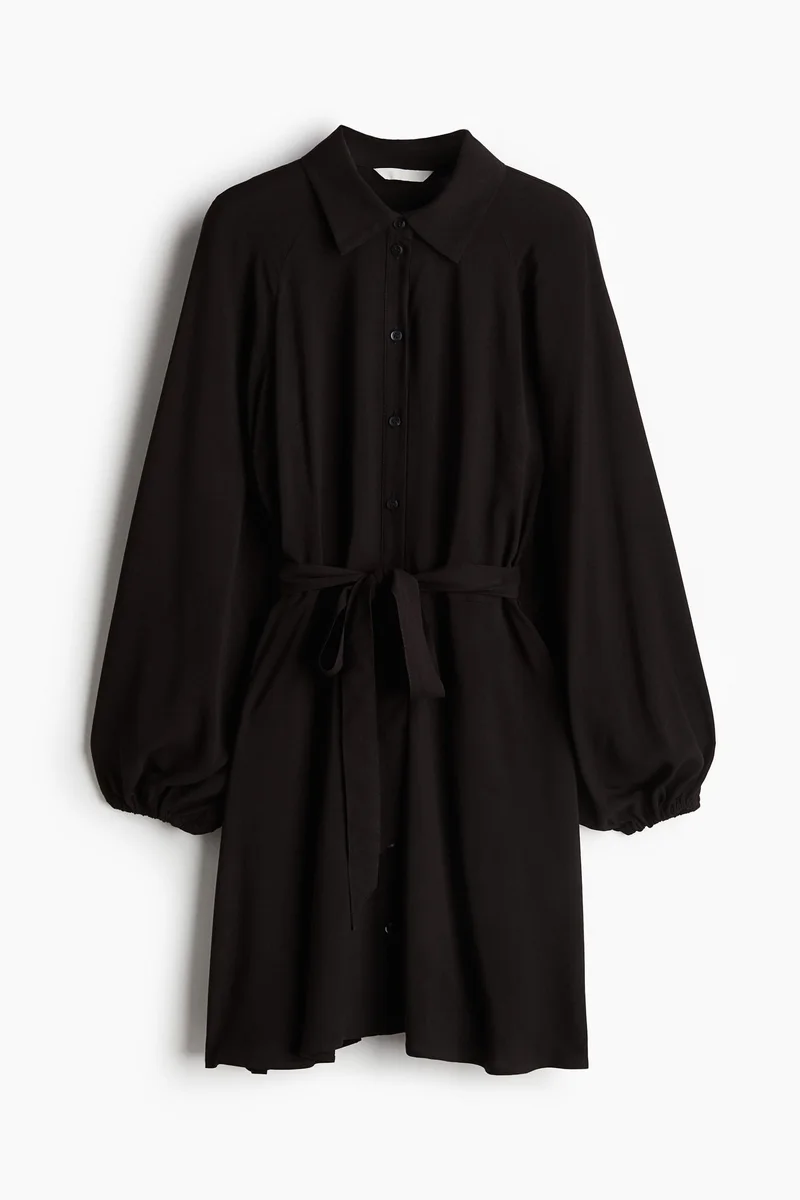 اتش اند ام فستان بتصميم قميص بأكمام منفوخة