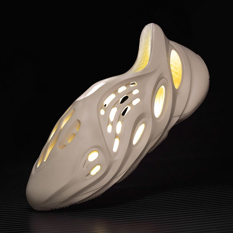 2021 Children'S Hole Shoes Coconut Shoes Hollow Medium And Large Children'S Light Soft Bottom Children'S Shoes - Image 2
