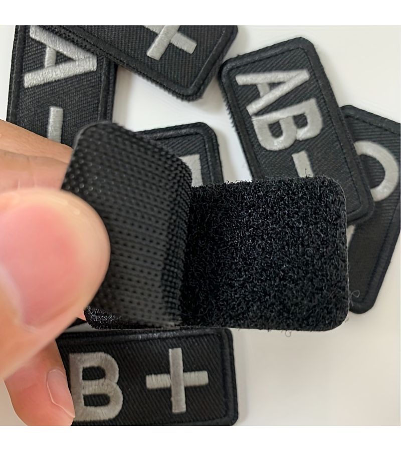 رقعة فصيلة الدم شارة طبية هوك ولووب سوداء مكتوب عليها A+، B+، O+، AB+ للسجلات الطبية، التبرع بالدم، الإسعافات الأولية، على المعطف وحقيبة الظهر، الطراز 7 - Image 5