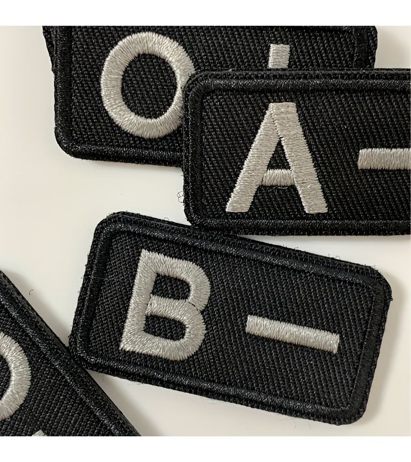 رقعة فصيلة الدم شارة طبية هوك ولووب سوداء مكتوب عليها A+، B+، O+، AB+ للسجلات الطبية، التبرع بالدم، الإسعافات الأولية، على المعطف وحقيبة الظهر، الطراز 7 - Image 4