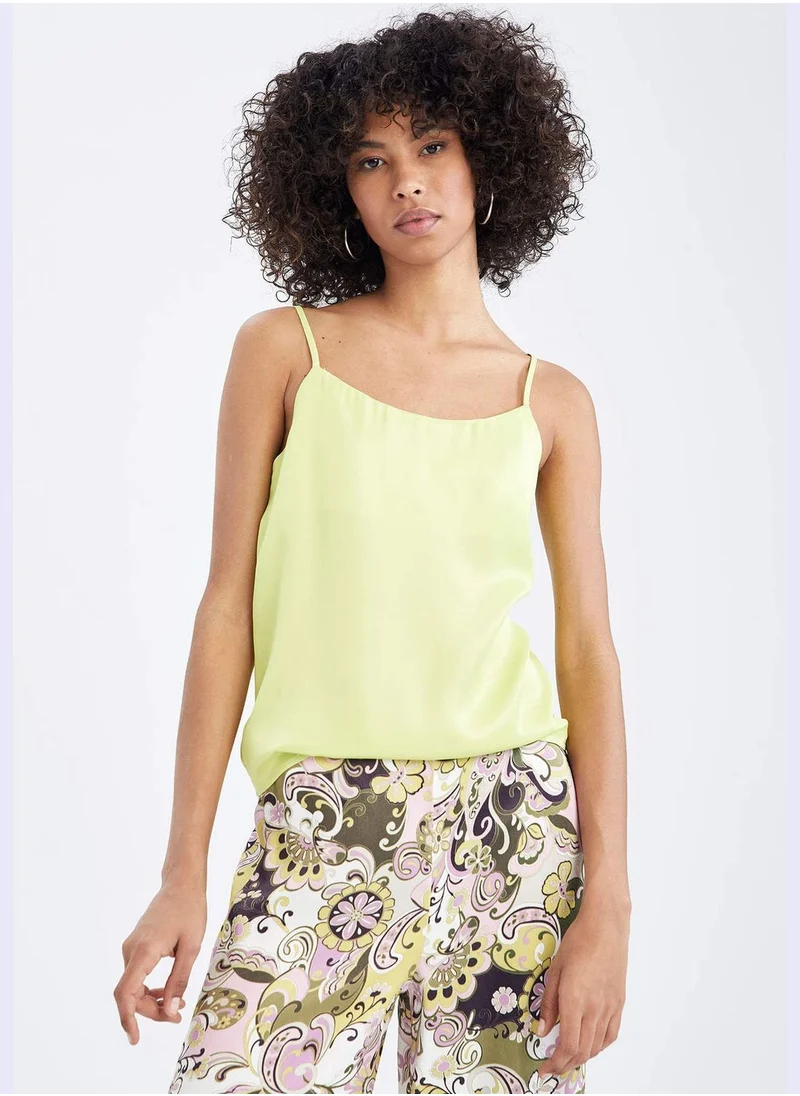 ديفاكتو Regular Fit Strapless Satin Blouse