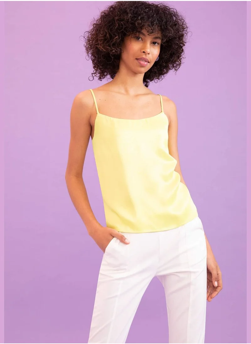 ديفاكتو Regular Fit Strapless Satin Blouse