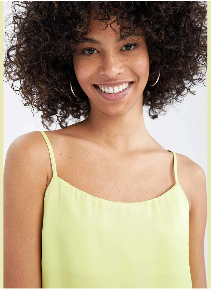 ديفاكتو Regular Fit Strapless Satin Blouse