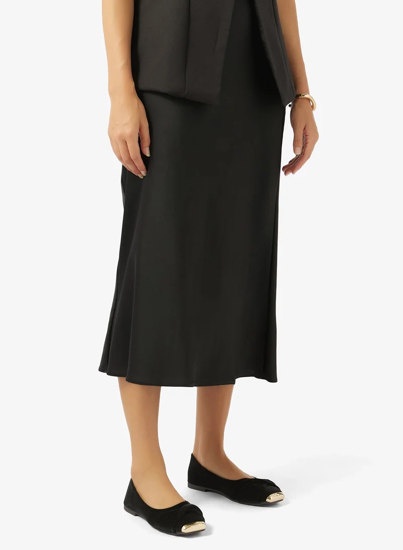 Ella Black Velvet Ballet Flats With Gold Detail for Women | Best Price UAE