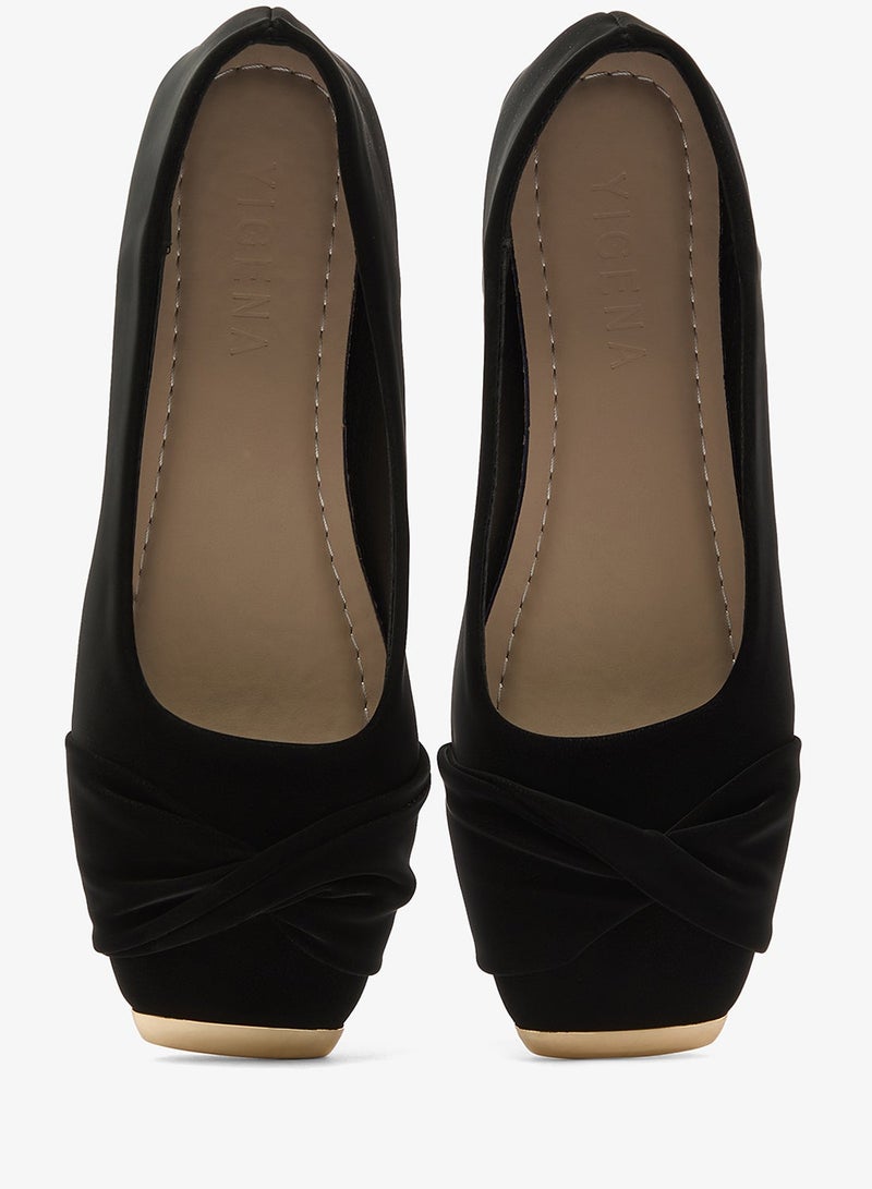 ELLA Velvet Ballet Flats With Gold Detail - Image 4